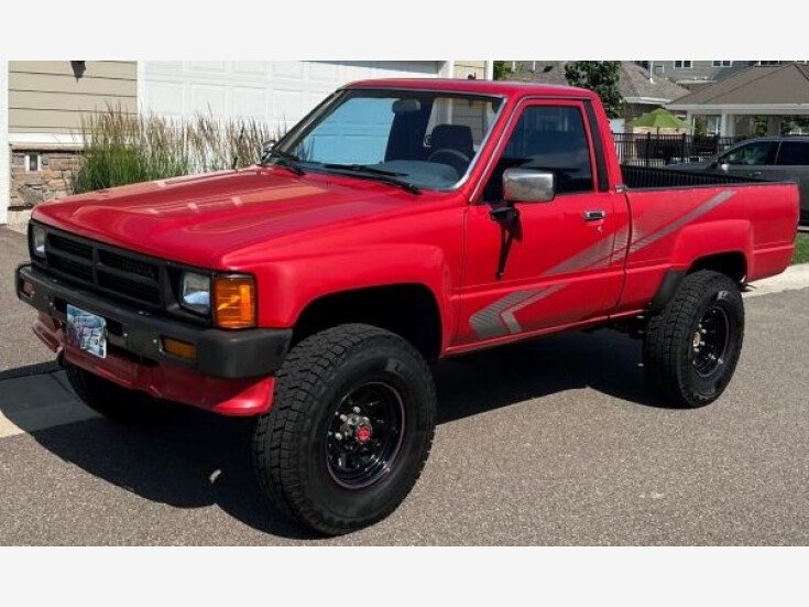 Thumbnail Photo undefined for 1988 Toyota Pickup 4x4 Regular Cab